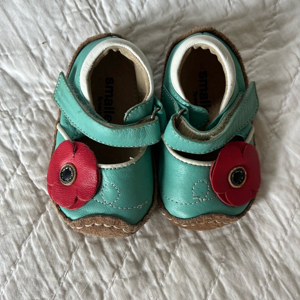Smaller by See Kai Run Green Baby Shoes with Red Flower